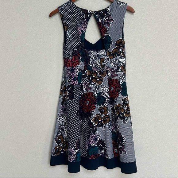 Maeve Anthropologie A-Line Floral Dress Women’s Small Multicolor Back Cutout - Picture 2 of 6